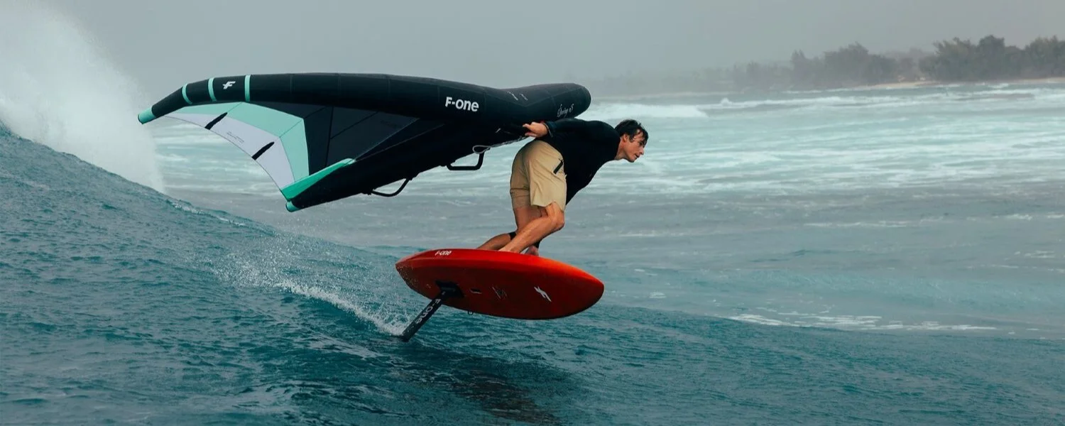 Wing foil avec la F-One Swing Wing.